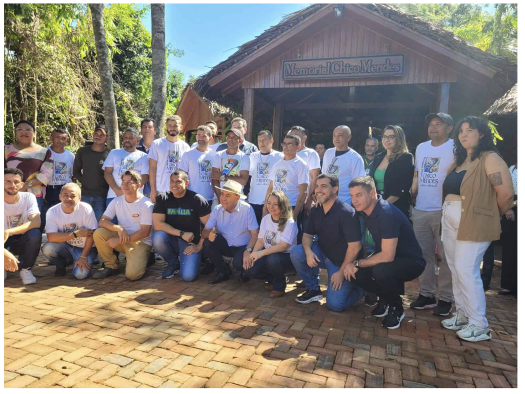 Memorial Chico Mendes Inaugurado Em Parque Que Concorre A